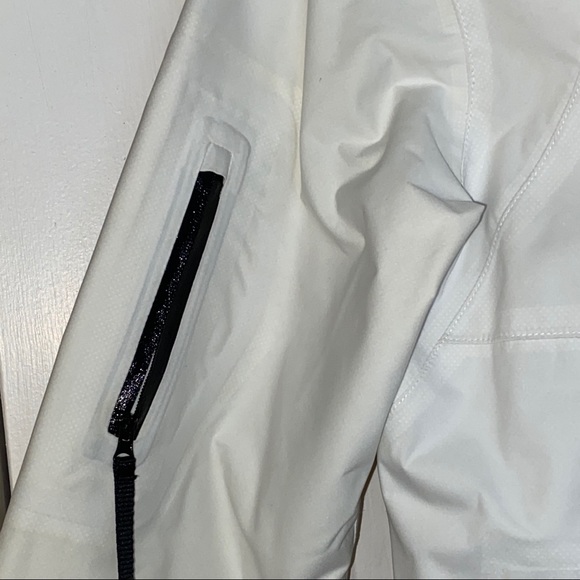 Danskin Tech Elements waterproof jacket Sz S - Picture 7 of 10